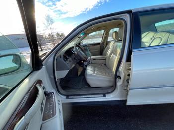 2003 lincoln town-car cartier with 147179 miles for sale near elk-river, minnesota 874ad65c2daa42368feffe919f197c04.jpeg