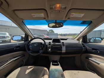 2005 toyota prius 4-door-liftback with 236528 miles for sale near elk-river, minnesota 87d074a9ff1648e19761bb944ab8373b.jpg