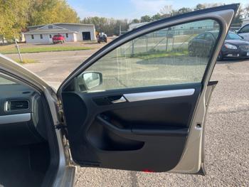 2013 volkswagen jetta se with 158676 miles for sale near annandale, minnesota 88eae1fe1788475c8c78abbd6250f6dd.jpeg