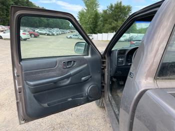 1998 chevrolet s10-pickup reg.-cab-short-bed-2wd with 115997 miles for sale near elk-river, minnesota 89e20170d3ec40ab921c2c5d1001eae2.jpeg