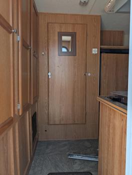 2007 r-vision unknown - for sale near elk-river, minnesota 8a076302d43c4ff0a4ea301e585a8e80.jpg
