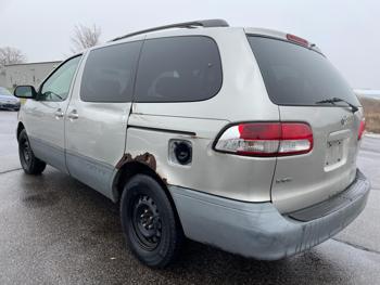 2003 toyota sienna ce with 194306 miles for sale near elk-river, minnesota 8a43db5a17294c1a88def78fbac12bf0.jpg