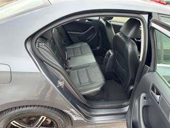 2015 volkswagen jetta se-6a with 149303 miles for sale near burnsville, minnesota 8a93fd8281ee4a3c93a445ad69d61c07.jpeg