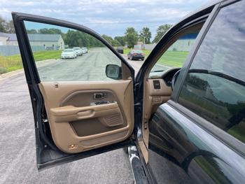 2007 honda pilot ex-l-4wd-at with 305463 miles for sale near elk-river, minnesota 8b4454f1e6cb4cbd9df4781e33260402.jpeg