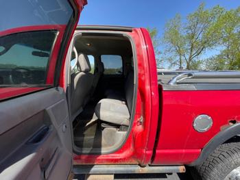 2006 dodge ram-2500 laramie-quad-cab-4wd with 323244 miles for sale near clearwater, minnesota 8b5022100113405c85d80ead8e46ee7a.jpeg