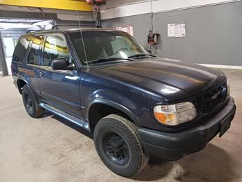 2000 ford explorer sport-2-door-4wd with 125619 miles for sale near elk-river, minnesota 8b6b238c3f0341faa51f17e2c7345b24.jpg