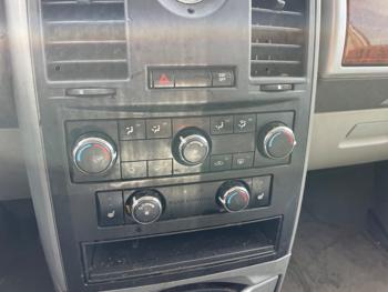 2008 chrysler town-&-country touring with 237369 miles for sale near elk-river, minnesota 8bab5f77a0c14d3295a82adf49688976.jpeg