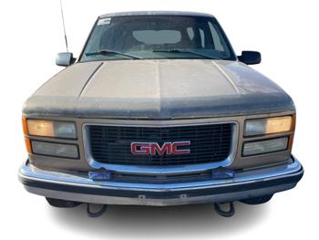 1999 gmc suburban 1500-4wd with 201982 miles for sale near elk-river, minnesota 8c0493e2370d4bd0b1dd296102a46d04.jpg