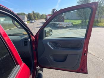 2003 ford escape xlt-popular-2wd with 140699 miles for sale near elk-river, minnesota 8cad5fe0cee947f5b9f96cf7650a2a19.jpeg