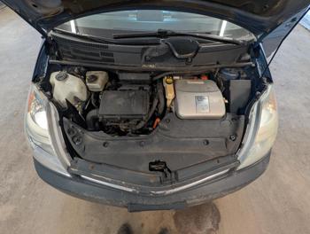 2009 toyota prius 4-door-liftback with 401240 miles for sale near elk-river, minnesota 8ce99ed4608e4f14ba1f5ebbb2822e82.jpg