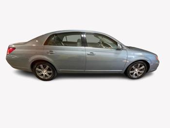 2005 Toyota Avalon