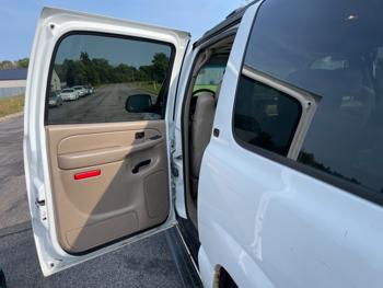 2006 chevrolet suburban 1500-4wd with 216944 miles for sale near elk-river, minnesota 8d14db7c322b4aa49f0495010dd23d88.jpeg