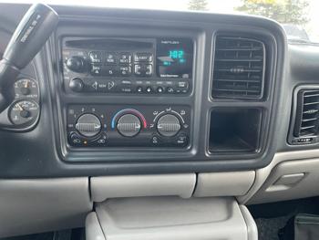 2001 chevrolet tahoe 4wd with 174356 miles for sale near fridley, minnesota 8d2de5b8cc29410eaf9f176bf85a3f1d.jpeg
