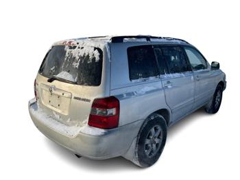 2006 toyota highlander limited-v6-2wd with 273929 miles for sale near fridley, minnesota 8d4e7e06f073404ca109d3318bd7ab66.jpg