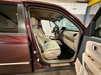 2010 honda pilot touring-4wd-5-spd-at with 226699 miles for sale near elk-river, minnesota 8d636935a7b34e11a15d307c7aea4a86.jpeg