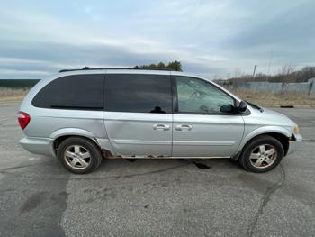 2005 dodge grand-caravan sxt with 72799 miles for sale near elk-river, minnesota 8d8fdca6ca40440fb0cd661fcee8e22d.jpeg