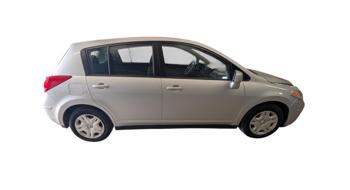 2011 nissan versa 1.8-sl-hatchback with 202864 miles for sale near elk-river, minnesota 8de7e0238f4d43268bd6949793879249.jpg
