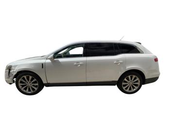 2012 lincoln mkt 3.5l-with-ecoboost-awd with 155663 miles for sale near elk-river, minnesota 8e00eafb2c264c749ddba280695c9c42.jpg