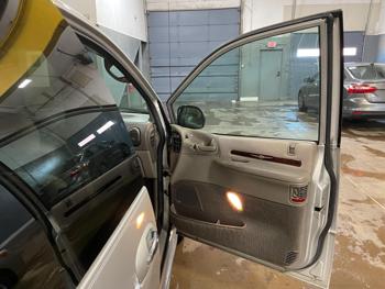 2000 chrysler town-&-country limited with 89273 miles for sale near elk-river, minnesota 8e104ba3a27f4307adf7466c0fb4d6d9.jpg