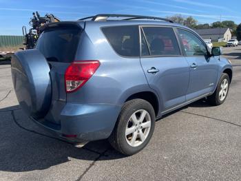 2007 toyota rav4 limited-i4-4wd with 200418 miles for sale near elk-river, minnesota 8e261163fc37426da1a65263f3b076f2.jpeg