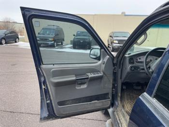 2004 ford explorer-sport-trac xls-2wd with 131988 miles for sale near redwood-falls, minnesota 8e3dc67d01224a8f9f0984c94b079020.jpeg