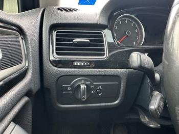 2014 volkswagen touareg vr6-lux with 142869 miles for sale near burnsville, minnesota 8e4cf1c644504088a0c5de1ffaa0413f.jpeg