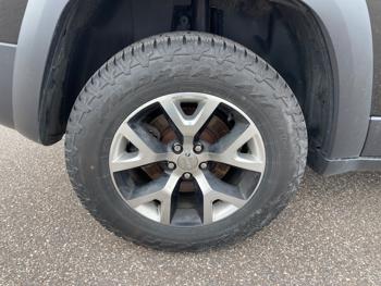 2014 jeep cherokee trailhawk-4wd with 131135 miles for sale near coon-rapids, minnesota 8e6e2c9a54604af995f7a39ecc398e68.jpeg