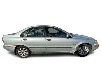 2001 volvo s40 sedan with 144822 miles for sale near elk-river, minnesota 8e6f27fa8a8c489798297bcfe7607020.jpg