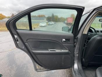 2011 ford fusion v6-sel with 166825 miles for sale near elk-river, minnesota 8e854763b7554d3caf85def02c3bb9a8.jpeg