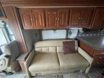 2006 freightliner x-line-motorhome - with 27483 miles for sale near elk-river, minnesota 8f1328c2bc3942f289e2463fdaff3580.jpg