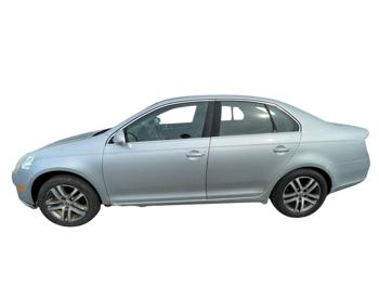 2006 volkswagen jetta tdi with 227110 miles for sale near elk-river, minnesota 8f33186ce75b4e1387aa2ffd02f62b05.jpg