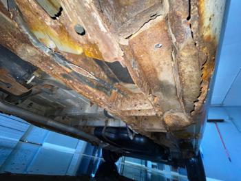 2003 chrysler voyager lx with 147148 miles for sale near elk-river, minnesota 8fae3a89468d49c9b279fdc769bc494c.jpeg