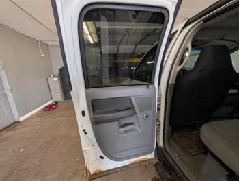 2006 dodge ram-1500 laramie-quad-cab-4wd with 183133 miles for sale near elk-river, minnesota 8fbfbc7ec4904106ab4cd7404fda2670.jpg