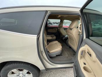 2010 chevrolet traverse lt1-awd with 178291 miles for sale near elk-river, minnesota 8fc2ca19607c4da69fd6085ff3ef4138.jpeg