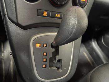 2009 Kia Rondo