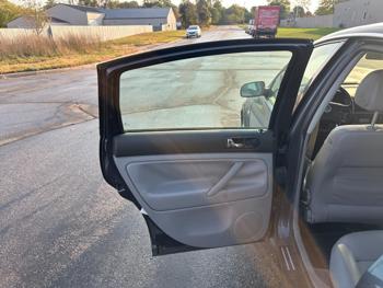 2002 volkswagen passat gls with 114468 miles for sale near elk-river, minnesota 9023f2aeeb3d43b1bc10dc75f47ca046.jpg