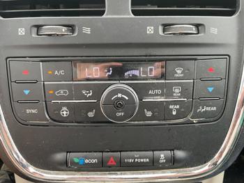 2016 chrysler town-&-country touring-l with 141316 miles for sale near elk-river, minnesota 905dd156468a497ab52ac554e5973f3d.jpeg