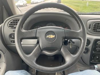 2007 chevrolet trailblazer ls1-4wd with 98541 miles for sale near elk-river, minnesota 90a9856cf72442bd84ae7d210cf3f631.jpeg