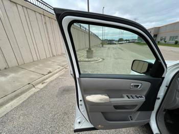 2009 honda pilot ex-l-4wd with 269405 miles for sale near burnsville, minnesota 916e634b1acb4f23a29d72b9236416bf.jpeg