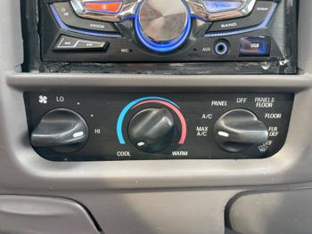 2003 ford f-150 xl-supercab-4wd with 165732 miles for sale near burnsville, minnesota 91a3c922bccc4c3f94f462df3bce6823.jpeg