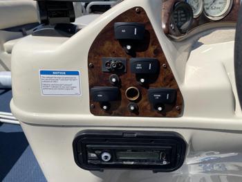 2004 Odyssey Ltd pontoon