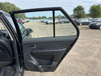 2008 kia rondo base with 123977 miles for sale near elk-river, minnesota 91caa77b928d430abbe0e395d834c3cf.jpg
