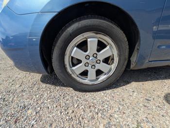 2005 toyota prius 4-door-liftback with 236528 miles for sale near elk-river, minnesota 9208d78e52744f1489fc8038c7660329.jpg