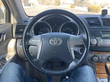 2008 toyota highlander-hybrid 4wd with 343575 miles for sale near columbus, minnesota 92446cf81c7d4c4486e54002d60d96ee.jpeg