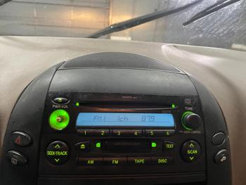 2005 toyota sienna with 243685 miles for sale near elk-river, minnesota 9253e1fd30a944eda1dee341760375d9.jpg
