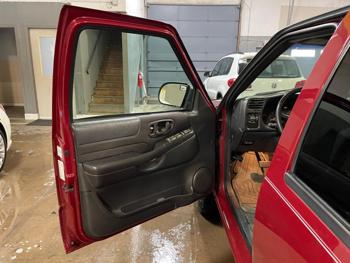 2003 chevrolet s-10-pickup ls with 191135 miles for sale near elk-river, minnesota 92af7b3c0a4c40ee9b43c3192f1b00c6.jpg