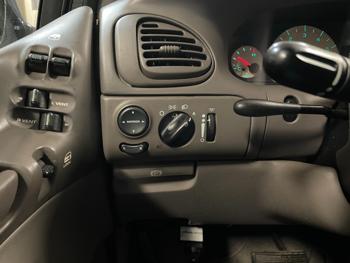 2000 chrysler town-&-country limited with 89273 miles for sale near elk-river, minnesota 937bf1f6fa344c49a7117d6149be4820.jpg
