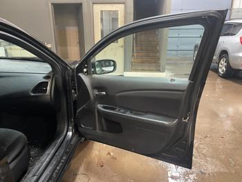 2013 chrysler 200 lx with 145613 miles for sale near elk-river, minnesota 937dffc5fe834f2d9843396d2925cbb2.jpg