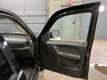 2004 jeep liberty sport-4wd with 104085 miles for sale near elk-river, minnesota 938258a6d67f41e2aaf626a88d2a7314.jpeg