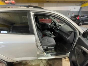 2009 toyota rav4 sport-i4-4wd with 221235 miles for sale near elk-river, minnesota 93ed44223e174c289abb0d7d68fd5e9c.jpeg